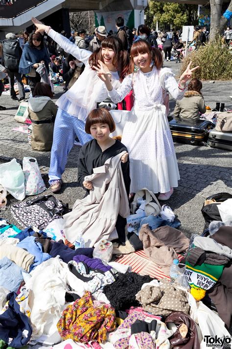 Yoyogi Flea Market – Pictures & Video From Tokyo’s Hippest Open-Air Resale Market – Tokyo Fashion