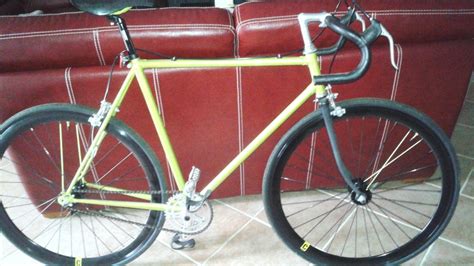 vend vélo fixie