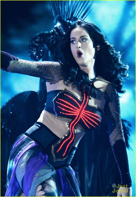 Katy Perry: 'Dark Horse' at the Grammys - Watch Now! | Photo 638890 ...