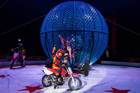 Hudson’s Circus - Shane Lennon Makes Traditional Circus Modern - StageLync