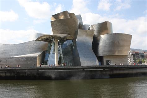 FRANK GEHRY | GUGGENHEIM MUSEUM, BILBAO | Guggenheim museum bilbao ...