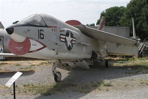 Vought F8U-1 Crusader, USN supersonic carrier-based jet fighter