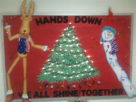 Christmas bulletin board Tree made from student handprints Complete ...