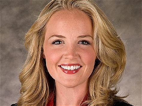 NBC Sports Carolyn Manno: photos and bio | Female news anchors, Manno ...