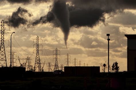 Tornadoes in California damage homes, leave trail of debris - CSMonitor.com