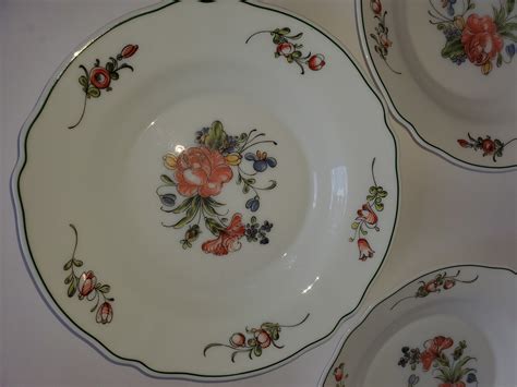 Arc Arcopal France Flowers Plates Scalloped Rim 8 3/4 Set of 3 - Etsy