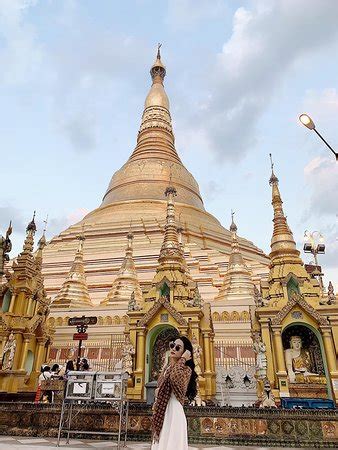 Uppatasanti Pagoda (Naypyidaw) - All You Need to Know BEFORE You Go - Updated 2020 (Naypyidaw ...