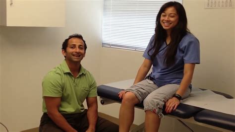 Knee Pain Treatment Patellar Tendonitis Massage | Manu Kalia | Video 40 | TridoshaWellness - YouTube