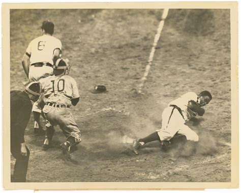 Lot Detail - 1949 Jackie Robinson Original Photograph of Robinson Stealing Home Against Chicago