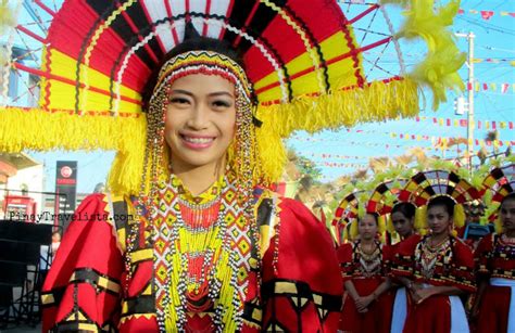 FESTIVALS | Tribal Dance in Colors at Kaamulan Festival 2013 - FROM THIS HOME