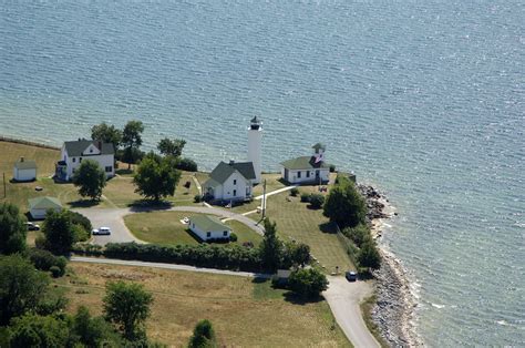 Cape Vincent Lighthouse in Cape Vincent, NY, United States - lighthouse Reviews - Phone Number ...