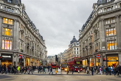 Iconic London Shopping Street Gets Latest Accessory: Beacons - Vox