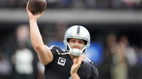 NFL Rumor Roundup: What a Derek Carr trade could look like for Raiders ...