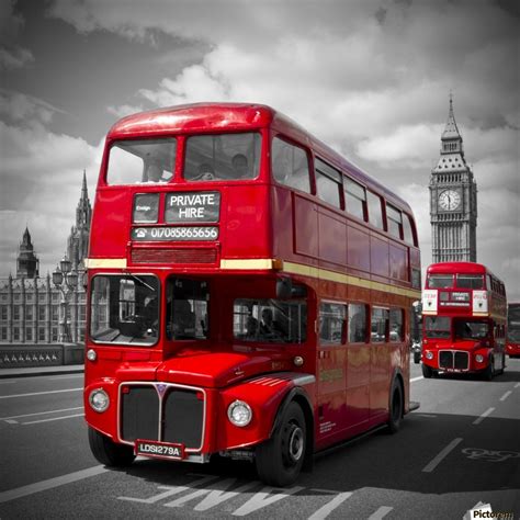 LONDON Red Buses on Westminster Bridge - Melanie Viola