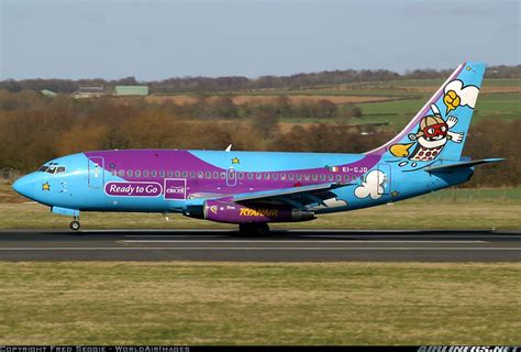 Photos: Boeing 737-204/Adv Aircraft Pictures | Airliners.net | Aircraft, Aircraft painting ...