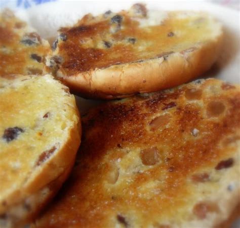 Toasted Teacakes | Toasted teacakes, Tea cakes recipes, Tea cakes