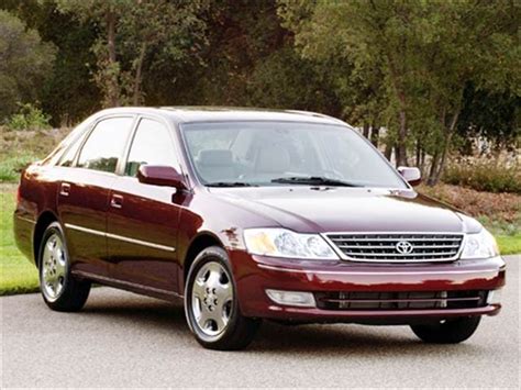 Used 2004 Toyota Avalon XLS Sedan 4D Pricing | Kelley Blue Book