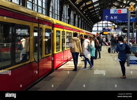 Berlin Central Station Stock Photo - Alamy