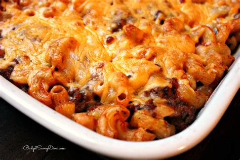 Beefy Macaroni and Cheese Casserole Recipe - Budget Savvy Diva