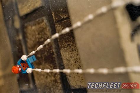 techfleet spot: Lego Spiderman vs Venom Fireplace Battle