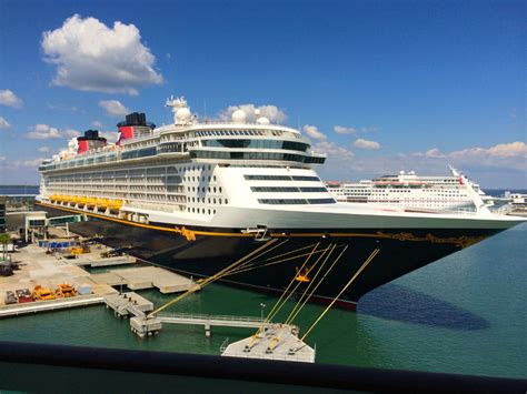 Why This Disney World Regular Wants to Go on a Disney Cruise ...