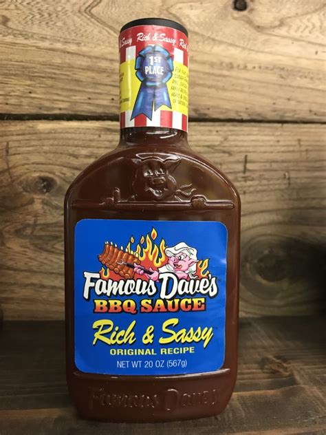 Famous Dave's Rich & Sassy BBQ Sauce 20 oz Bottle