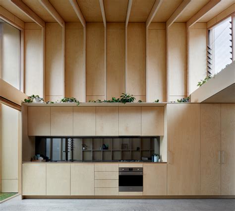 Culinary Architecture: 16 Projects that Explore Different Kitchen Layouts | ArchDaily