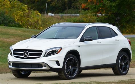 2015 Mercedes-Benz GLA: Practical or Sporty? - The Car Guide