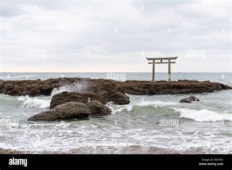 Oarai isosaki shrine hi-res stock photography and images - Alamy