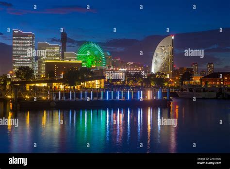 Night View of the Yokohama bay in Japan Stock Photo - Alamy