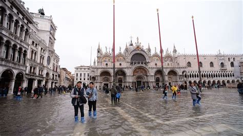 Venice floods threaten the city's historical sites