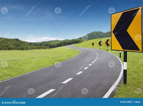 Turning point stock image. Image of blue, left, road, grass - 8673801