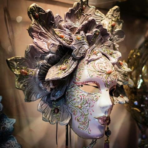 Pin by Cara Phillips on Venetian Masks | Mask, Venetian mask, Venetian masks