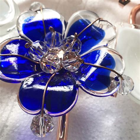 Supply Hand Made Blown Art Color Glass Flower With Brass Frame Wall Decor Wholesale Factory ...