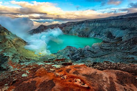 The Best Way To See Ijen Crater And The Blue Fire