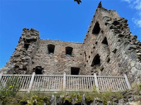 Heritage Ranger walk: Drumin Castle and the Wolf of Badenoch - Visit Cairngorms