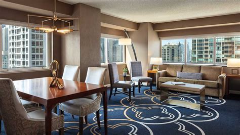 Suites at Omni Chicago Hotel | Hotel Suites Downtown Chicago