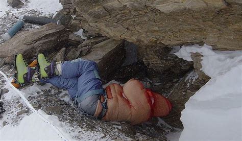 Everest Green Boots - Story Behind The Famous Of Everest