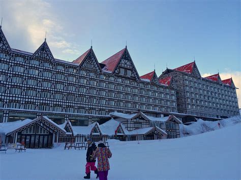 Japan's Best Ski Resorts | Ski resort, Best ski resorts, Resort