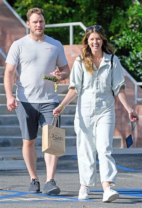 Shopping Together from Chris Pratt & Katherine Schwarzenegger: Romance ...