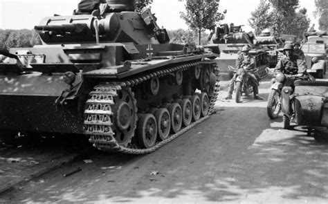 Panzer III tanks France 1940 | World War Photos