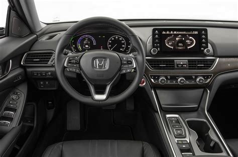 2018 Honda Accord Hybrid Base Price Slashed to $25,990 | Automobile ...