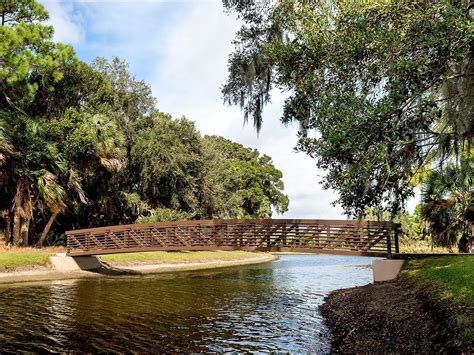 aluminum pedestrian bridge | Pedestrian bridge, Picturesque, Pedestrian