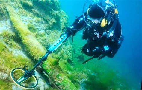 12 Underwater Metal Detecting Tips! [For Much Better Finds!] – Detecting School