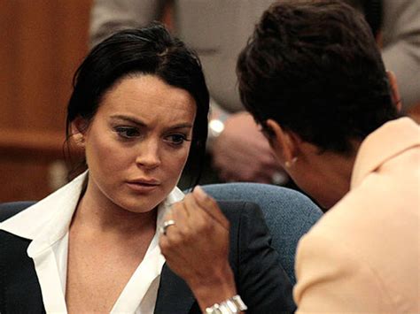 Lindsay Lohan In Court - Photo 1 - Pictures - CBS News