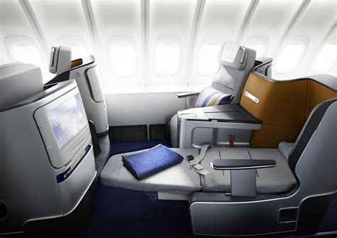 LUFTHANSA A320 100 BUSINESS CLASS - Wroc?awski Informator Internetowy ...