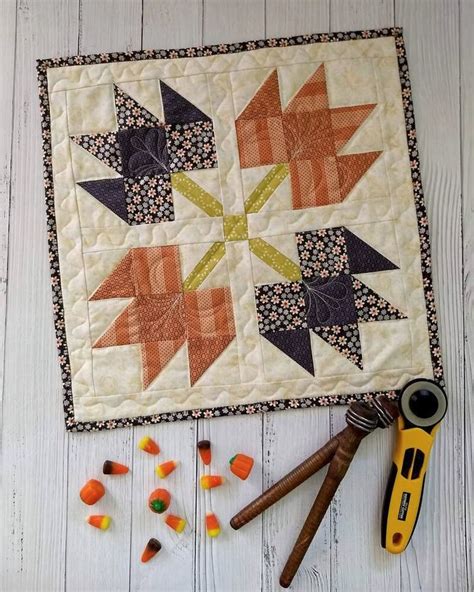 Project: Hello Autumn | Fall quilts, Small quilts, Quilting projects