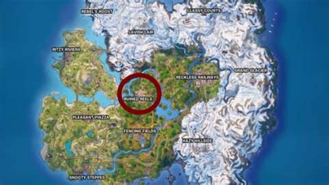 Latest Fortnite Event Has Big Hole Forming In The Map - GameSpot