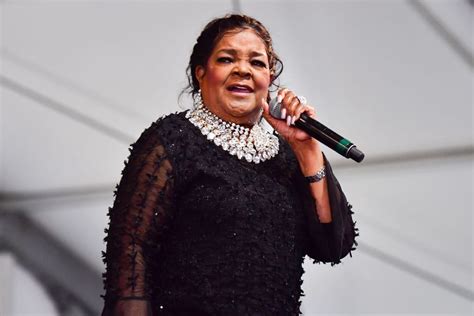 Top 15 black female gospel singers of all time - Tuko.co.ke