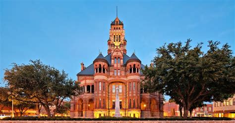 Ellis County Courthouse | Courthouse, Romanesque, House styles